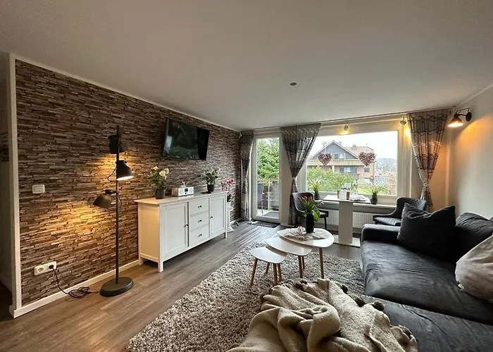 Bergblick App 17 & 18 Браунлаге